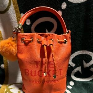 Small Marc Jacob inspired bucket bag